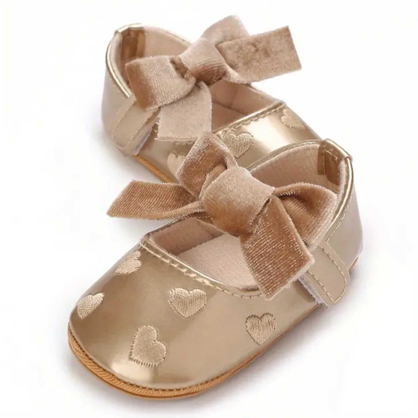 Corazón Dulce: Zapatos con Corazones y Lazo Bany Shop Perú