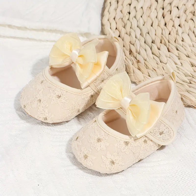 Zapatitos de Encaje Aurora con Lazo de Seda Bany Shop Perú