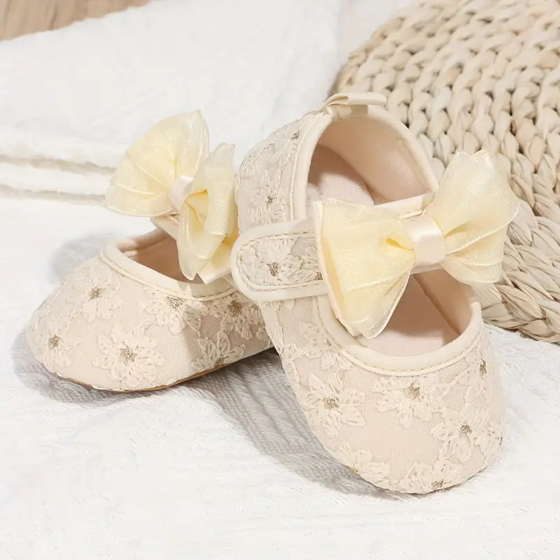 Zapatitos de Encaje Aurora con Lazo de Seda Bany Shop Perú