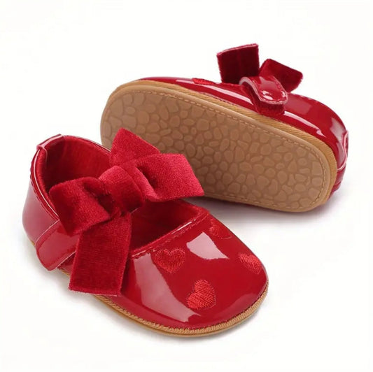 Corazón Dulce: Zapatos con Corazones y Lazo Bany Shop Perú